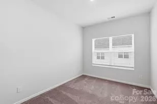 2734 Lehigh Rd, Charlotte, NC 28208 - Photo 15