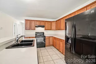 119 E Meadow Ln, Horse Shoe, NC 28742 - Photo 15