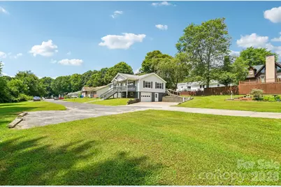 119 E Meadow Lane, Horse Shoe, NC 28742 - Photo 37