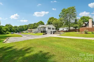 119 E Meadow Ln, Horse Shoe, NC 28742 - Photo 37
