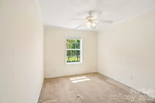 119 E Meadow Ln, Horse Shoe, NC 28742 - Photo 23