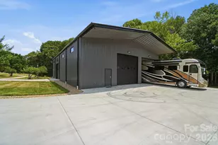 211 Winthrow Creek Rd, Mooresville, NC 28115 - Photo 1