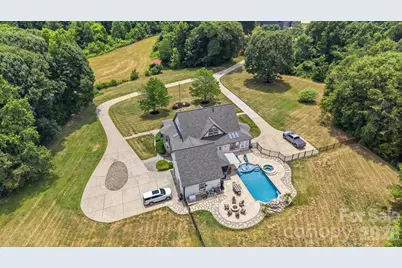 211 Winthrow Creek Road, Mooresville, NC 28115 - Photo 9