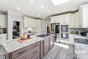 211 Winthrow Creek Rd, Mooresville, NC 28115 - Photo 23