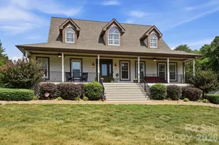 211 Winthrow Creek Rd, Mooresville, NC 28115 - Photo 3