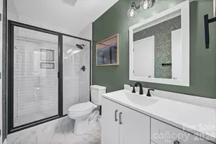 6104 Sunbridge Ct, Charlotte, NC 28269 - Photo 13