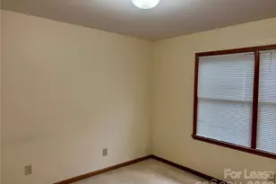 153 Hillcrest Dr, Lincolnton, NC 28092 - Photo 7