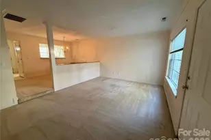 4210 Melrose Club Dr, Matthews, NC 28105 - Photo 5