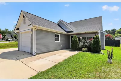 6033 Mary Blair Lane, Charlotte, NC 28214 - Photo 1