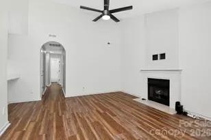 6033 Mary Blair Ln, Charlotte, NC 28214 - Photo 5