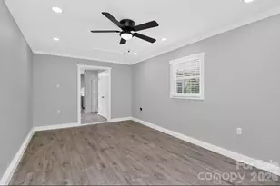 6033 Mary Blair Ln, Charlotte, NC 28214 - Photo 11