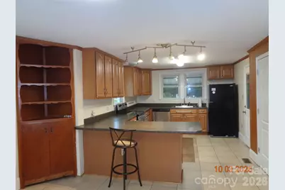 5 Ferguson Street, Granite Falls, NC 28630 - Photo 11