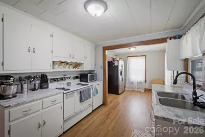 3796 Cameron Place, Hudson, NC 28638 - Photo 15