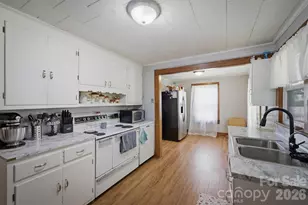 3769 Cameron Pl, Hudson, NC 28638 - Photo 15