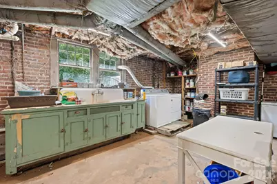 313 E Main Street, Morganton, NC 28655 - Photo 33