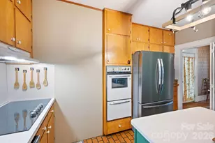 313 E Main St, Morganton, NC 28655 - Photo 15