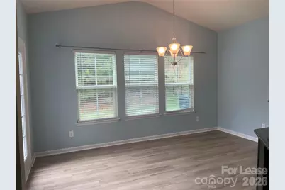 5712 Selkirkshire Road, Charlotte, NC 28278 - Photo 7