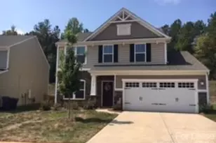 5712 Selkirkshire Rd, Charlotte, NC 28278 - Photo 1