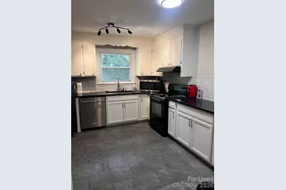 3520 Sargeant Drive, Charlotte, NC 28217 - Photo 9