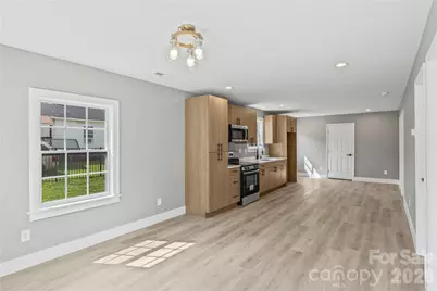 724 Webber Avenue, Chester, SC 29706 - Photo 5
