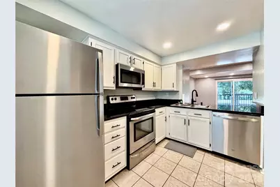 9604 Vinca Circle #E, Charlotte, NC 28213 - Photo 5