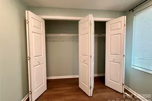 9604 Vinca Cir, Charlotte, NC 28213 - Photo 13
