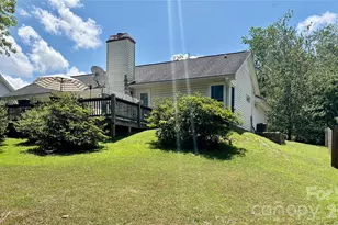 64 Mt Carmel Dr, Asheville, NC 28806 - Photo 3