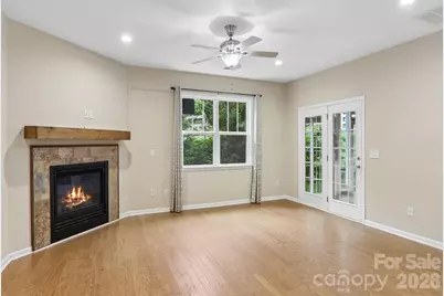 11 Eagle Pointe Way, Flat Rock, NC 28731 - Photo 13