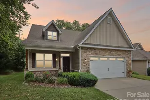 11 Eagle Pointe Way, Flat Rock, NC 28731 - Photo 1