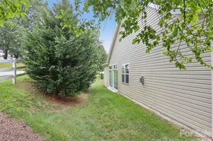 11 Eagle Pointe Way, Flat Rock, NC 28731 - Photo 39
