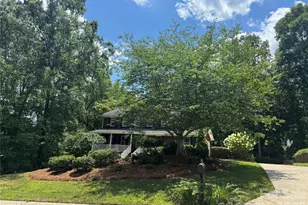419 Whitefriars Ln, Matthews, NC 28105 - Photo 1