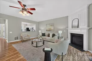 3054 Castleberry Ct, Charlotte, NC 28209 - Photo 5