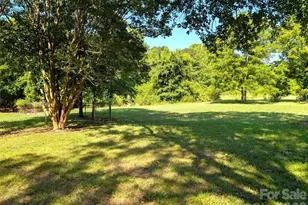 9207 Elgin Dr, Charlotte, NC 28214 - Photo 13