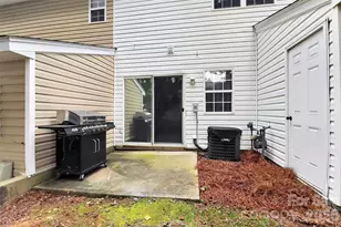 10866 Holly Ridge Blvd, Charlotte, NC 28216 - Photo 41