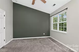 10866 Holly Ridge Blvd, Charlotte, NC 28216 - Photo 35