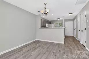 10866 Holly Ridge Blvd, Charlotte, NC 28216 - Photo 23