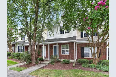 10866 Holly Ridge Boulevard, Charlotte, NC 28216 - Photo 3