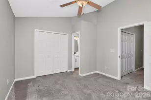 10866 Holly Ridge Blvd, Charlotte, NC 28216 - Photo 33