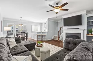 2258 Kensington Station Pkwy, Charlotte, NC 28210 - Photo 7