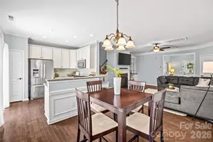 2258 Kensington Station Pkwy, Charlotte, NC 28210 - Photo 9