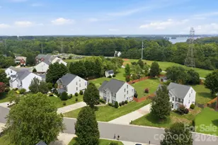 2426 Smith Cove Rd, Denver, NC 28037 - Photo 5