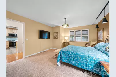 303 White Oak Drive, Hendersonville, NC 28791 - Photo 19