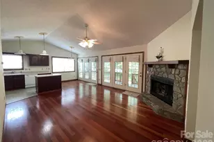 118 Whitewater Dr, Maggie Valley, NC 28751 - Photo 3