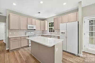 9236 Duckhorn Drive, Charlotte, NC 28277 - Photo 5