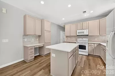 9236 Duckhorn Drive, Charlotte, NC 28277 - Photo 15