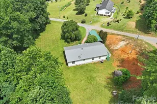 98 Cardinal Ln, Burnsville, NC 28714 - Photo 33
