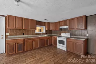 4494 Market St, Loris, SC 29569 - Photo 11