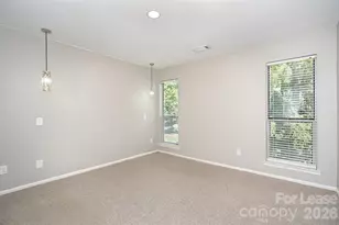2516 Cranbrook Ln, Charlotte, NC 28207 - Photo 11