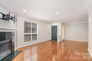 2516 Cranbrook Ln, Charlotte, NC 28207 - Photo 3