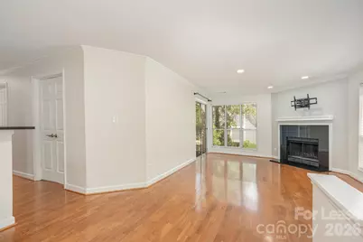 2516 Cranbrook Lane #9, Charlotte, NC 28207 - Photo 5